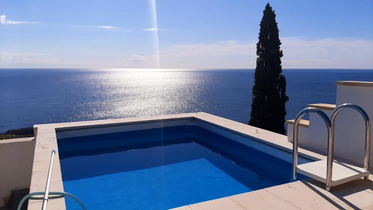 BLU SUITE COTTAGE SUL MARE e SWIMMING POOL Tricase Exterior foto