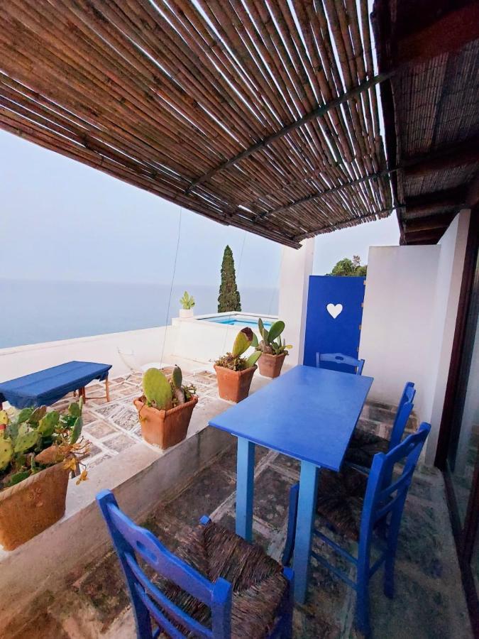BLU SUITE COTTAGE SUL MARE e SWIMMING POOL Tricase Exterior foto