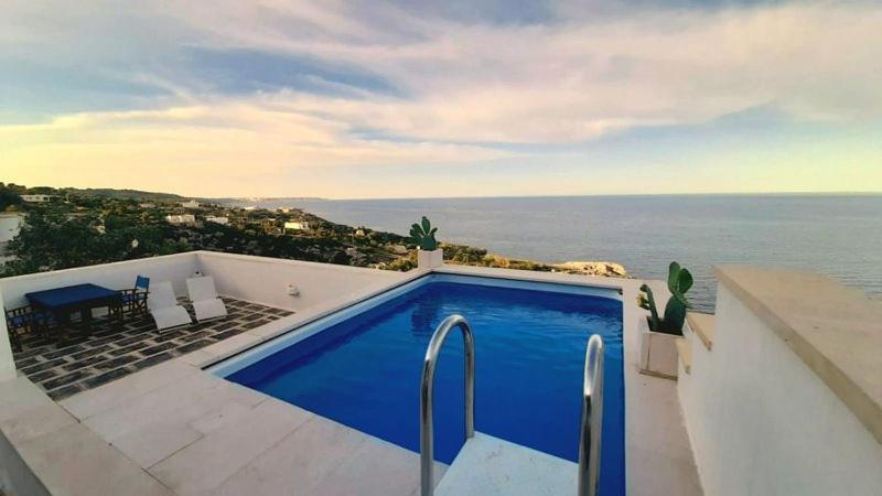 BLU SUITE COTTAGE SUL MARE e SWIMMING POOL Tricase Exterior foto
